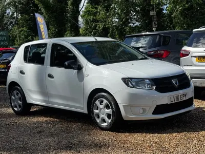 Used Dacia Sandero Ambiance 2016 White Hatchback