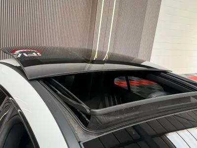 Begagnad Mercedes CLA200 AMG line 2024 Vit Sportkupé