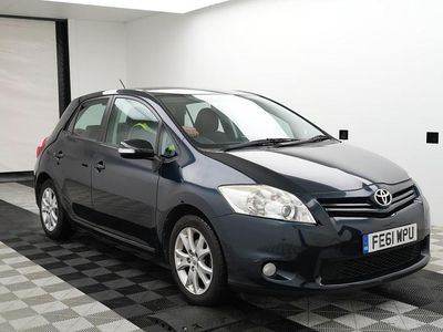 Grey Used 2011 Toyota Auris Hatchback | £3,195 (Fair price)