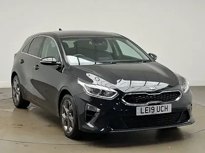 Used Kia Ceed 114 HP (83 kW) 2019 Black Hatchback