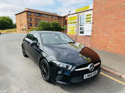Used Mercedes A180 114 HP (83 kW) 2018 Black Hatchback