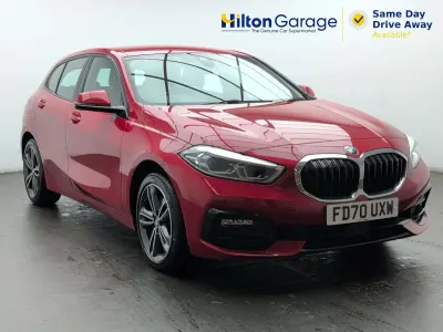 Used BMW 118 Sport Line 2021 Red Hatchback