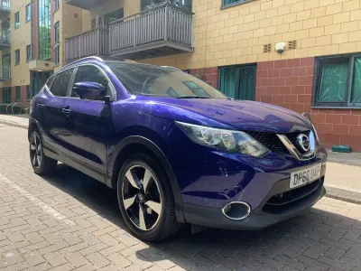 Used Nissan Qashqai N-Vision 113 HP (83 kW) 2017 Blue SUV