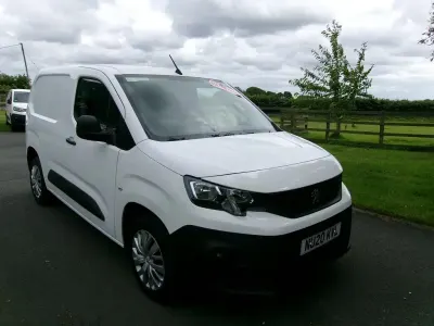 Used Peugeot Partner 2020 White MPV