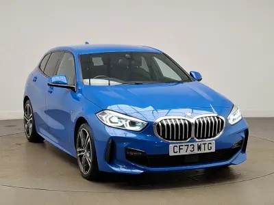 Begagnad BMW 116 M Sport 116 HK (85 kW) 2023 Blå Halvkombi