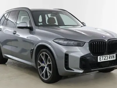Używany BMW X5 M Sport 482 KM (354 kW) 2023 Szary SUV