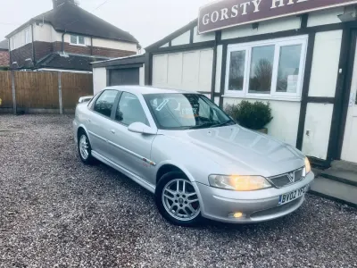 Używany Vauxhall Vectra SRi 155 KM (114 kW) 2002 Srebrny Sedan/Limuzyna