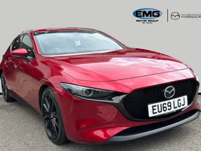 Usado Mazda 3 Inclusive 180 HP (132 kW) 2019 Vermelho Citadino
