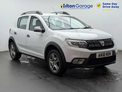 Używany Dacia Sandero Lauréate 2018 Biały Hatchback