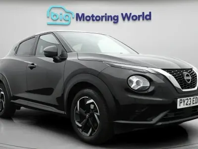 Used Nissan Juke N-Connecta 114 HP (83 kW) 2023 Black SUV