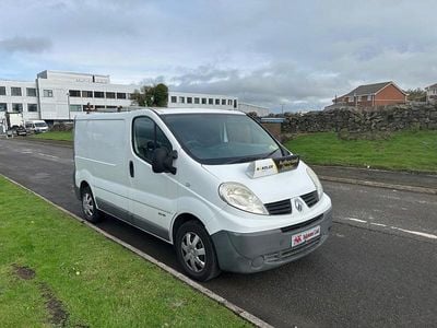 Used Renault Trafic 115 HP (84 kW) 2012 White MPV