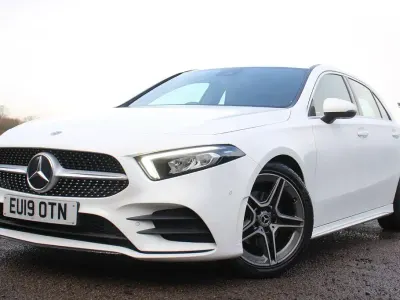 Used Mercedes A180 Executive 136 HP (100 kW) 2019 White Hatchback