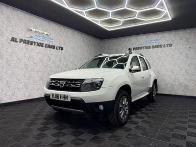 Begagnad Dacia Duster Lauréate 2016 Vit SUV