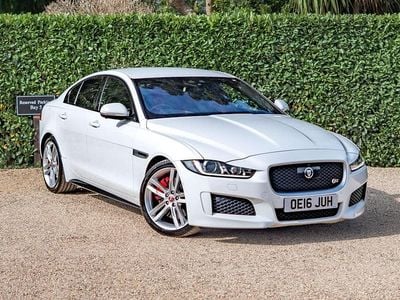 Jaguar XE