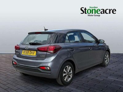 Używany Hyundai i20 SE 83 KM (61 kW) 2018 Szary Hatchback