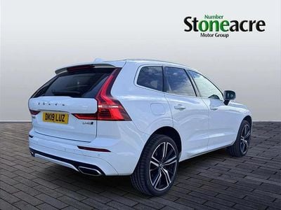 Used Volvo XC60 R-Design Pro 187 HP (137 kW) 2019 White SUV