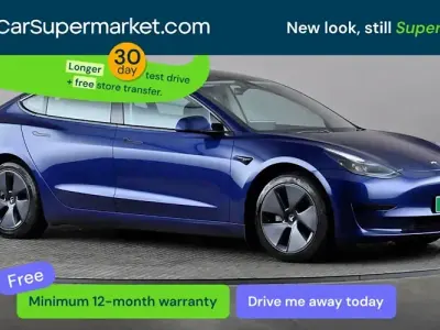 Usado Tesla Model 3 Standard Range 208 kW (283 HP) 2021 Azul Sedan