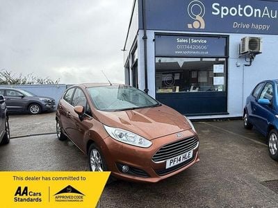 Used Ford Fiesta Zetec 82 HP (60 kW) 2014 Yellow Hatchback