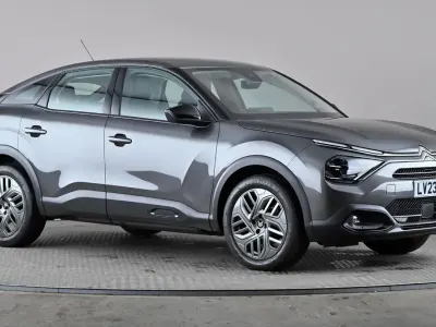 Käytetty Citroën C4 PureTech 131 HP (96 kW) 2023 Harmaa Katumaasturi