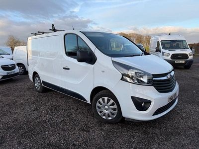 White Used 2018 Vauxhall Vivaro Sportive MPV | £7,495 (Good price)