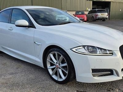 White Used 2014 Jaguar XF R-Sport Sedan | £5,995 (Fair price)