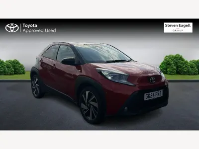 Used Toyota Aygo X 72 HP (52 kW) 2024 Red SUV