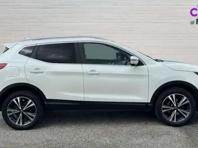 Used Nissan Qashqai N-Connecta 115 HP (84 kW) 2019 White SUV