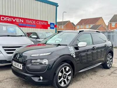 Usado Citroën C4 Cactus Rip Curl 100 HP (73 kW) 2016 Preto Citadino