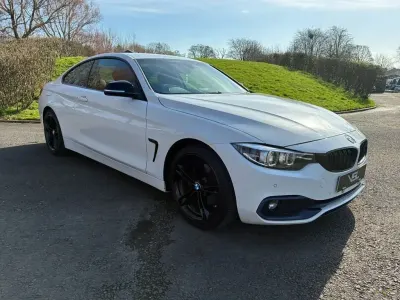 Begagnad BMW 420 Sport Line 190 HK (139 kW) 2017 Vit Sportkupé