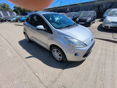 Usado Ford Ka 69 CV (50 kW) 2012 Plateado Utilitario