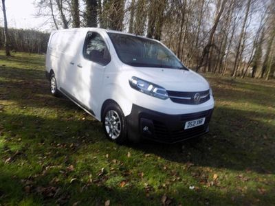 Used Vauxhall Vivaro 100 HP (73 kW) 2021 White MPV