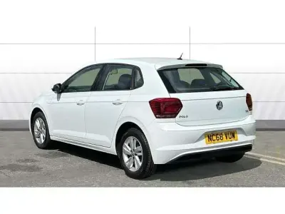 Used VW Polo SE 95 HP (69 kW) 2019 White Hatchback