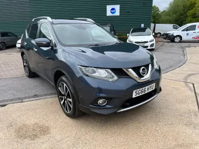Used Nissan X-Trail Tekna 130 HP (95 kW) 2016 Blue SUV