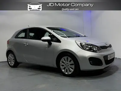 Used Kia Rio 2014 Silver Hatchback