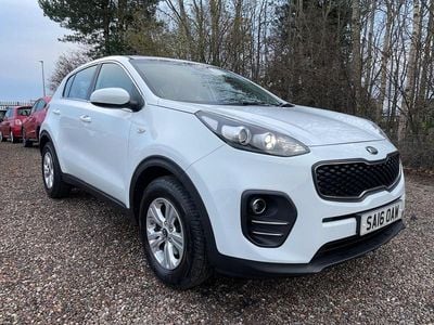 White Used 2016 Kia Sportage SUV | £8,350 (Good price)