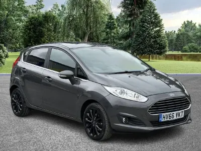 Używany Ford Fiesta Titanium X 125 KM (91 kW) 2016 Szary Hatchback