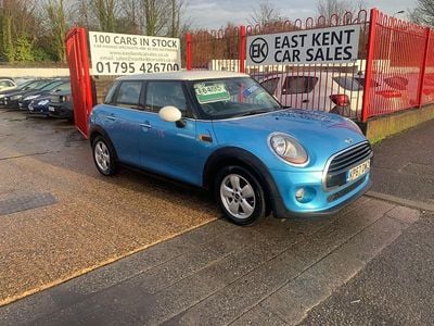 Used Mini Cooper D Hatch 116 HP (85 kW) 2017 Blue Hatchback