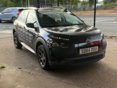 Used Citroën C4 Cactus Feel 100 HP (73 kW) 2015 Black Hatchback