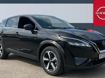 Used Nissan Qashqai N-Connecta 140 HP (102 kW) 2023 Black SUV