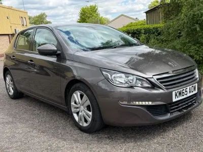 Second-hand Peugeot 308 Active 100 CP (73 kW) 2015 Gri Hatchback