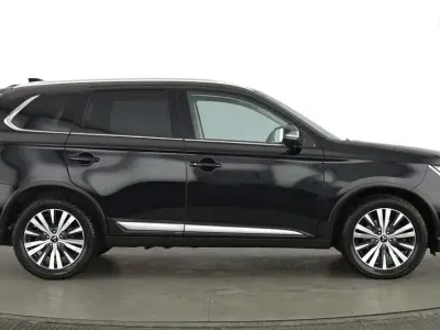 Used Mitsubishi Outlander 150 HP (110 kW) 2020 Black SUV