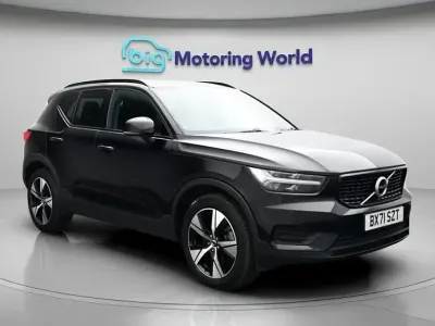 Used Volvo XC40 Plus 211 HP (155 kW) 2021 Black SUV