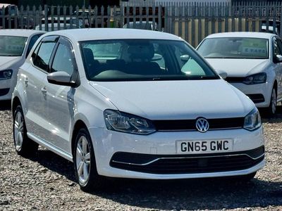 White Used 2015 VW Polo SE Hatchback | £8,995 (Fair price)
