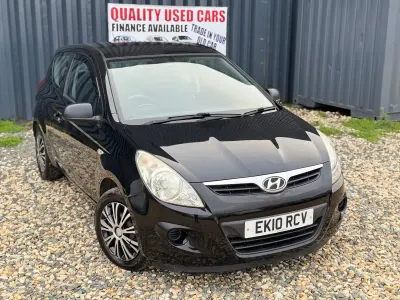 Used Hyundai i20 Classic 78 HP (57 kW) 2010 Black Hatchback