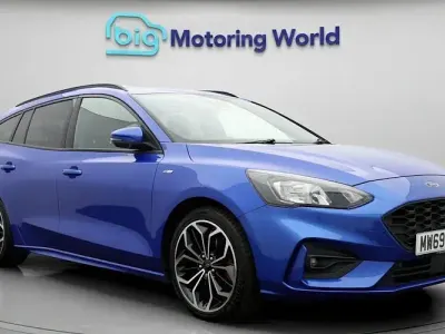Used Ford Focus ST-Line X 125 HP (91 kW) 2020 Blue Estate