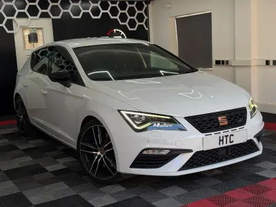 Used Seat Leon CUPRA 290 HP (213 kW) 2019 White Hatchback