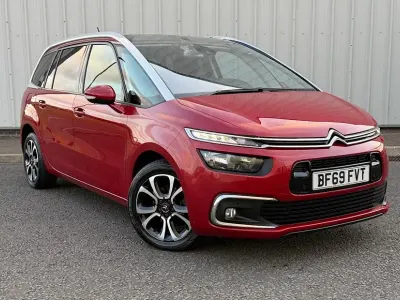 Used Citroën C4 SpaceTourer Flair 2019 Red MPV