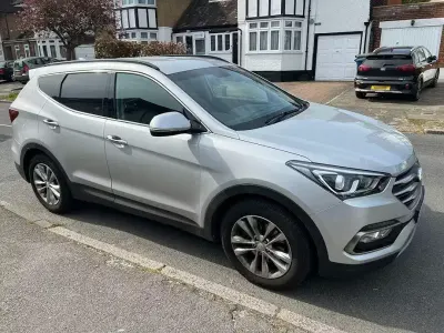 Begagnad Hyundai Santa Fe Premium 200 HK (147 kW) 2016 Silver SUV