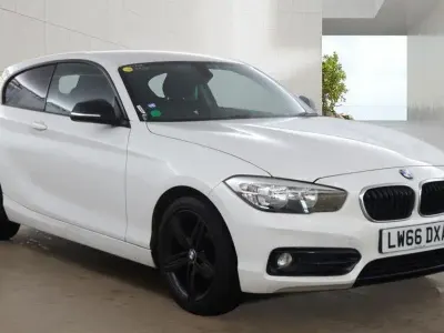 Used BMW 118 Sport Line 136 HP (100 kW) 2017 White Hatchback