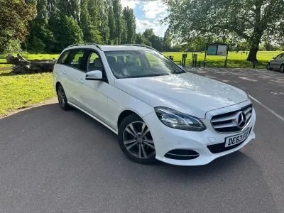 Used Mercedes E300 SE 2013 White Estate